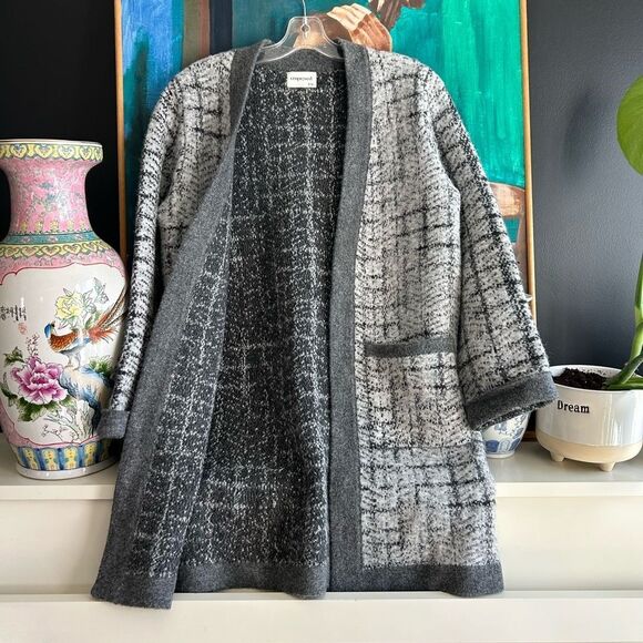 Emproved Grey Abstract Plaid Cardigan - Picture 5 of 15
